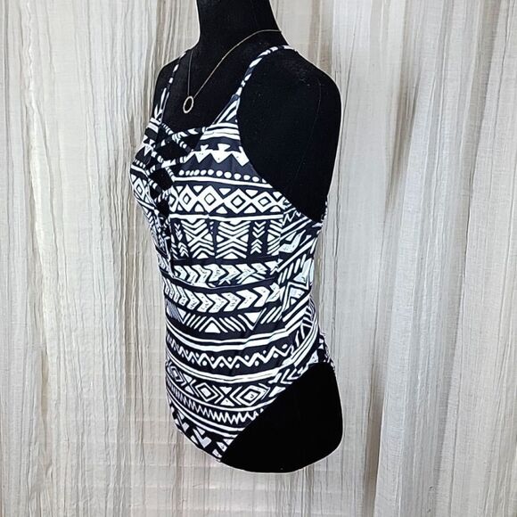 Ekouaer Cage Front Black/White Tribal Print One-piece Swimsuit - Picture 5 of 16